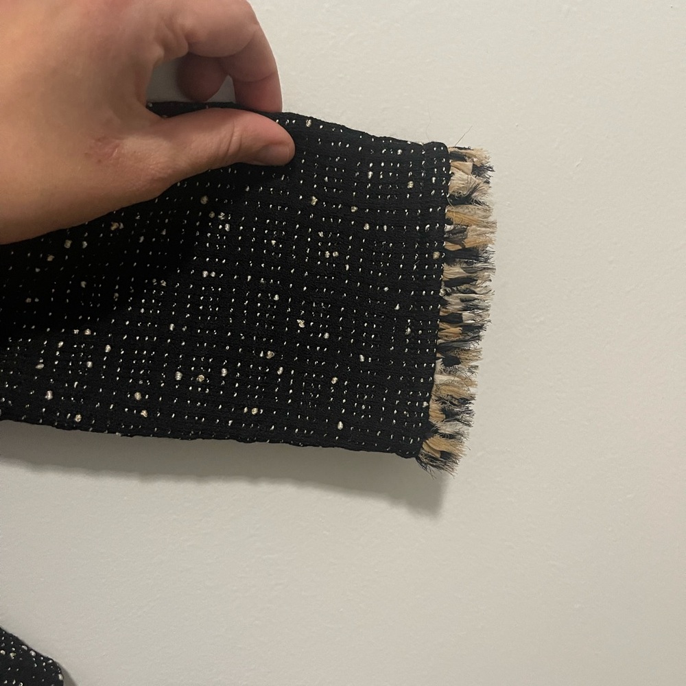 ST. JOHN blazer tweed fringe - Picture 8 of 13